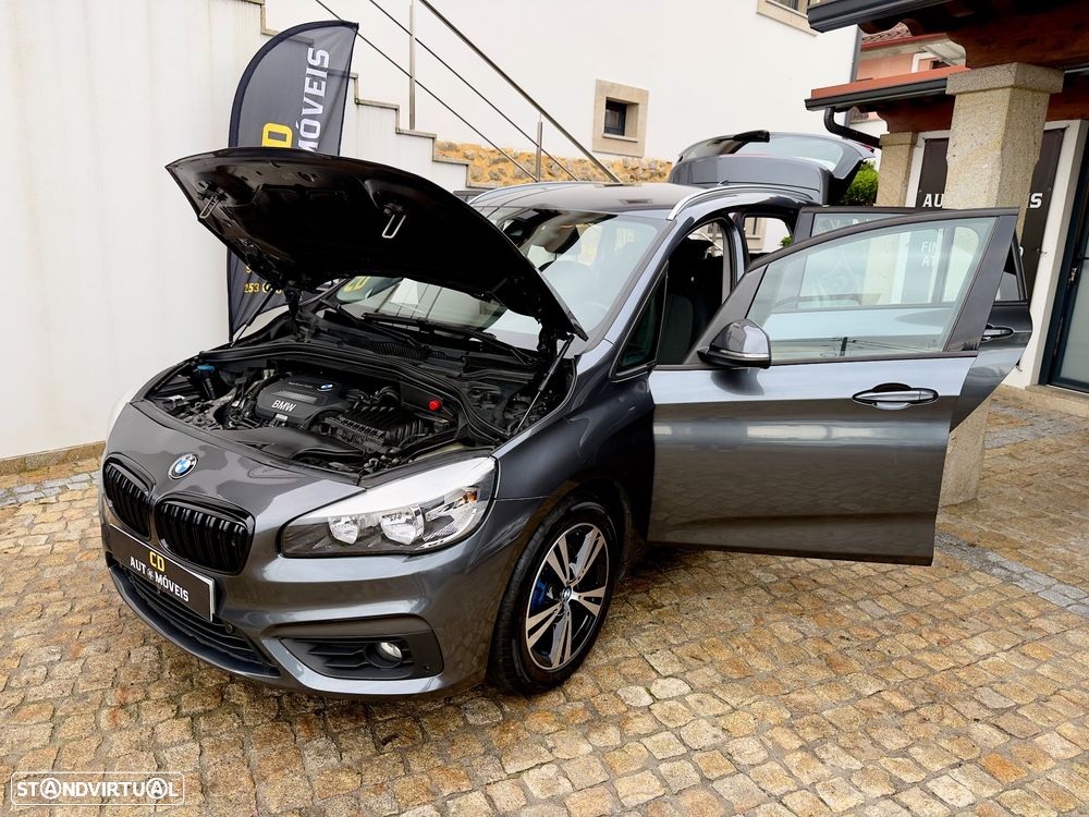 BMW 218 Gran Tourer d 7L Line Luxury - 33