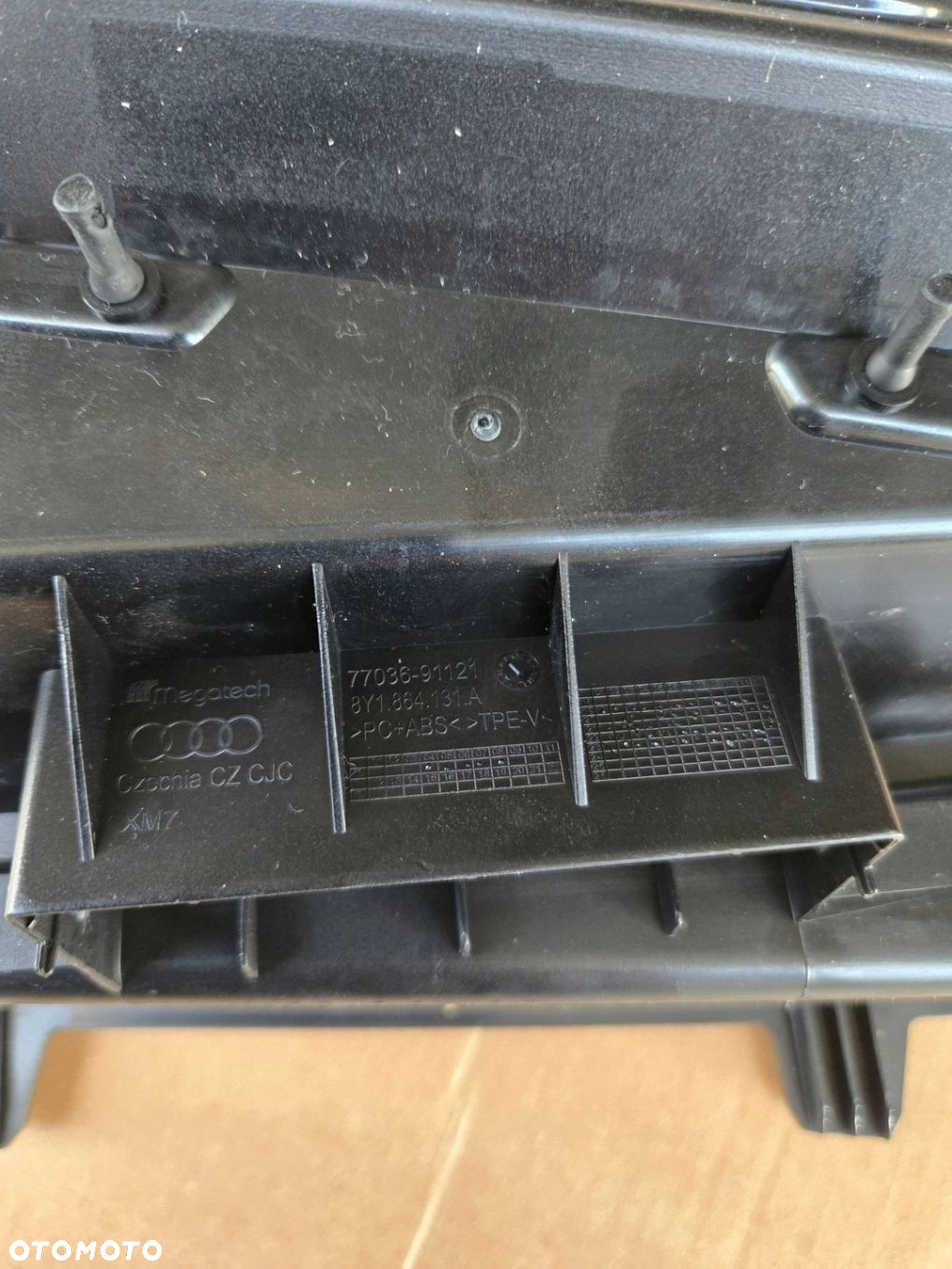 OSŁONA OBUDOWA ŁADOWARKI INDUKCYJNEJ AUDI RS3 8Y 8Y1864131A - 3