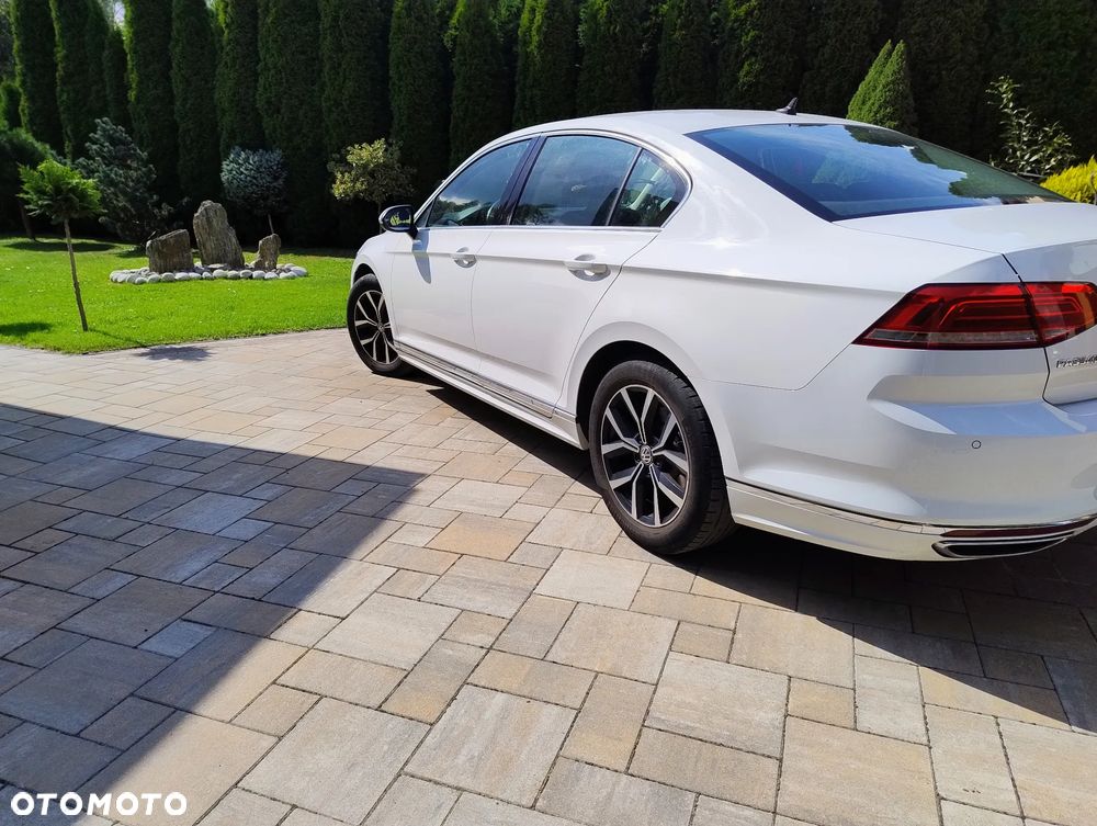Volkswagen Passat 2.0 TDI SCR Comfortline - 20