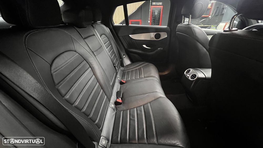 Mercedes-Benz GLC 250 d Coupé AMG Line 4-Matic - 44