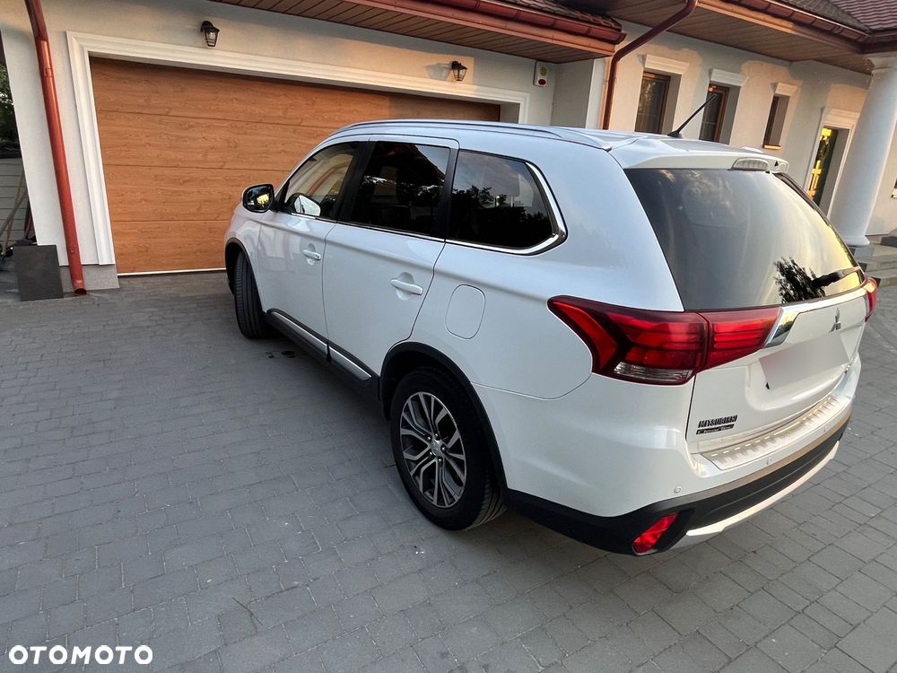 Mitsubishi Outlander 2.0 Intense + Navi 4WD CVT - 6