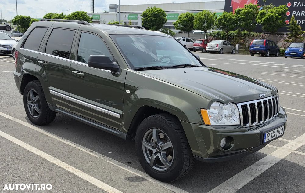 Jeep Grand Cherokee - 17