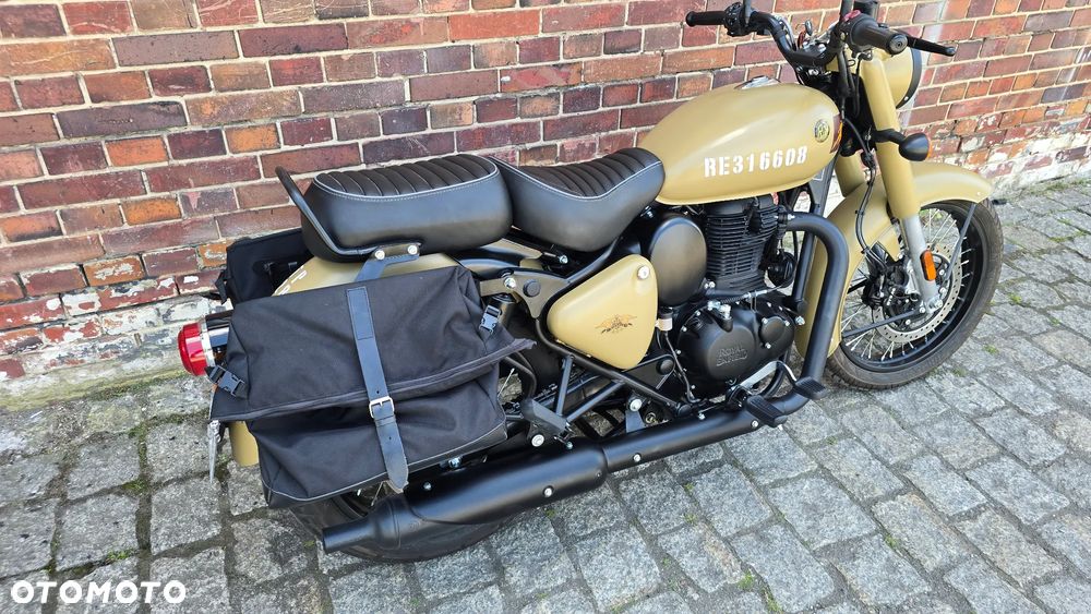 Royal Enfield Classic - 36