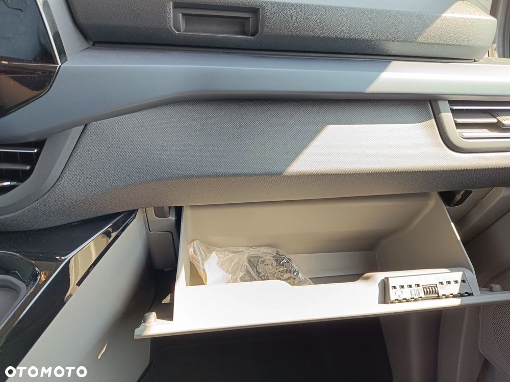 Ford Tourneo Custom 2.0 EcoBlue 320 L2 Active - 28