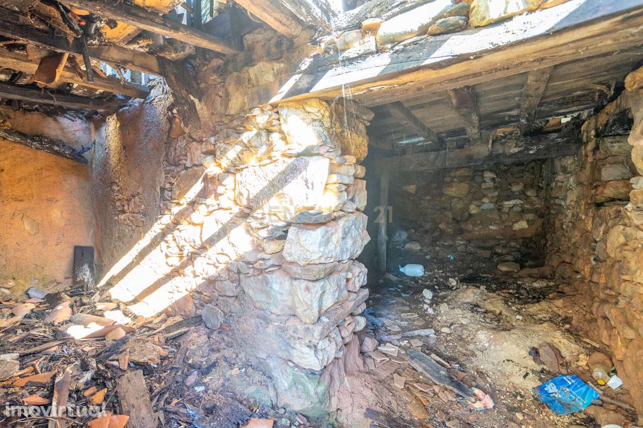 Moradia para reconstruir com Terreno, em Góis - Grande imagem: 4/23