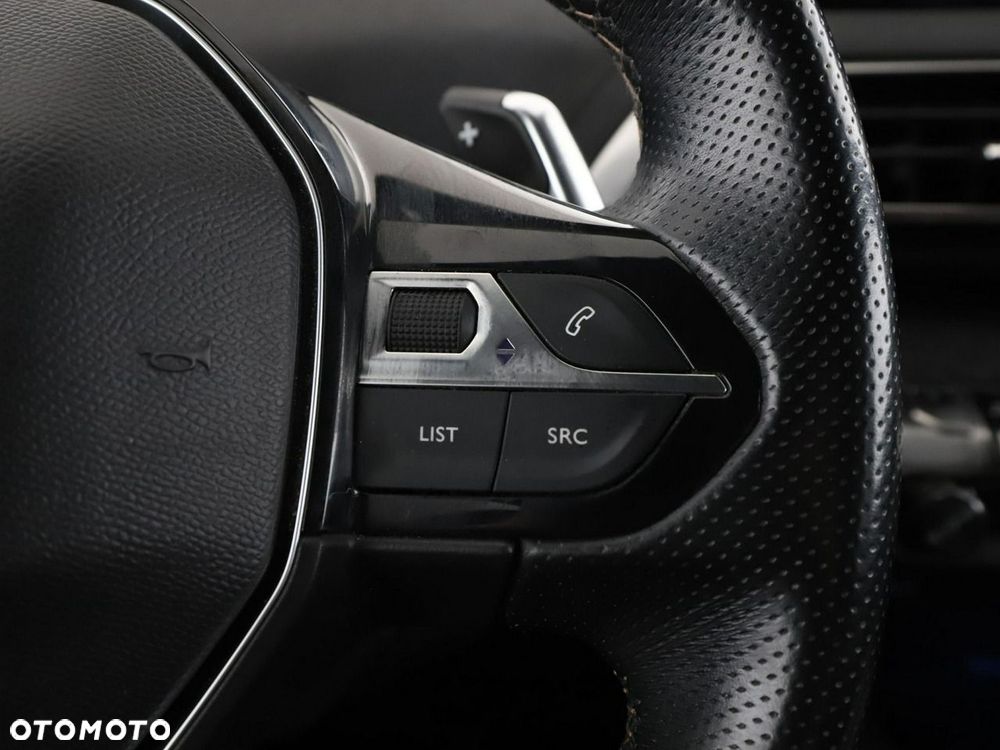 Peugeot 5008 1.5 BlueHDi GT Pack S&S EAT8 - 32