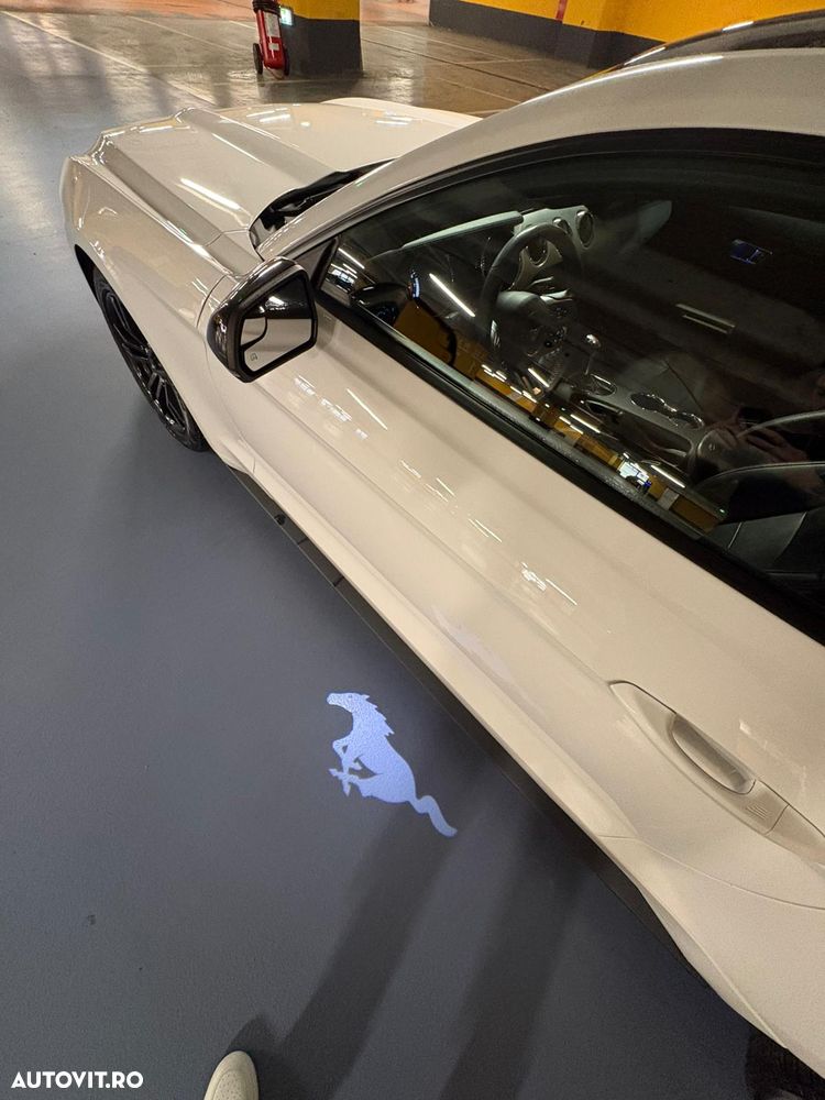 Ford Mustang 2.3 EcoBoost Aut. - 2