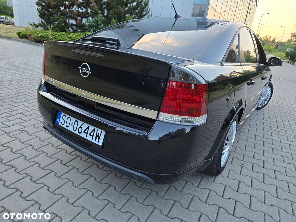 Opel Vectra 1.9 CDTI Business Sport - 26