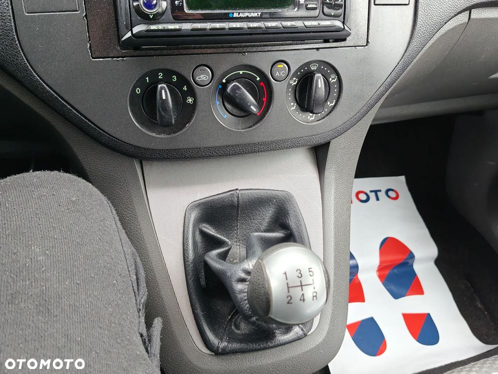 Ford C-MAX 1.6 Ambiente - 28