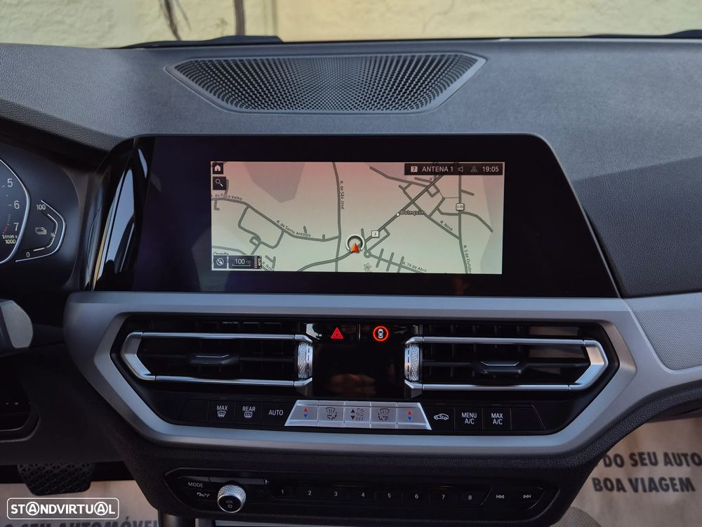 BMW 330 e Auto - 3