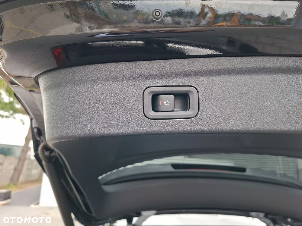 Mercedes-Benz GLE - 26