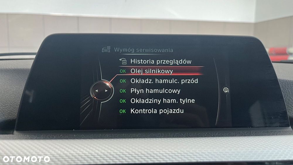 BMW Seria 3 318i M Sport - 22
