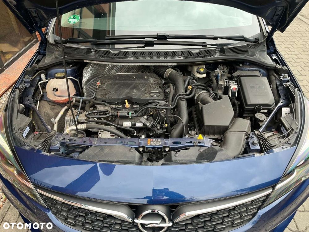 Opel Astra 1.2 T Ultimate S&S - 29