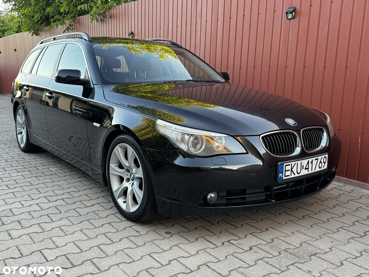 BMW Seria 5 530i Touring - 4