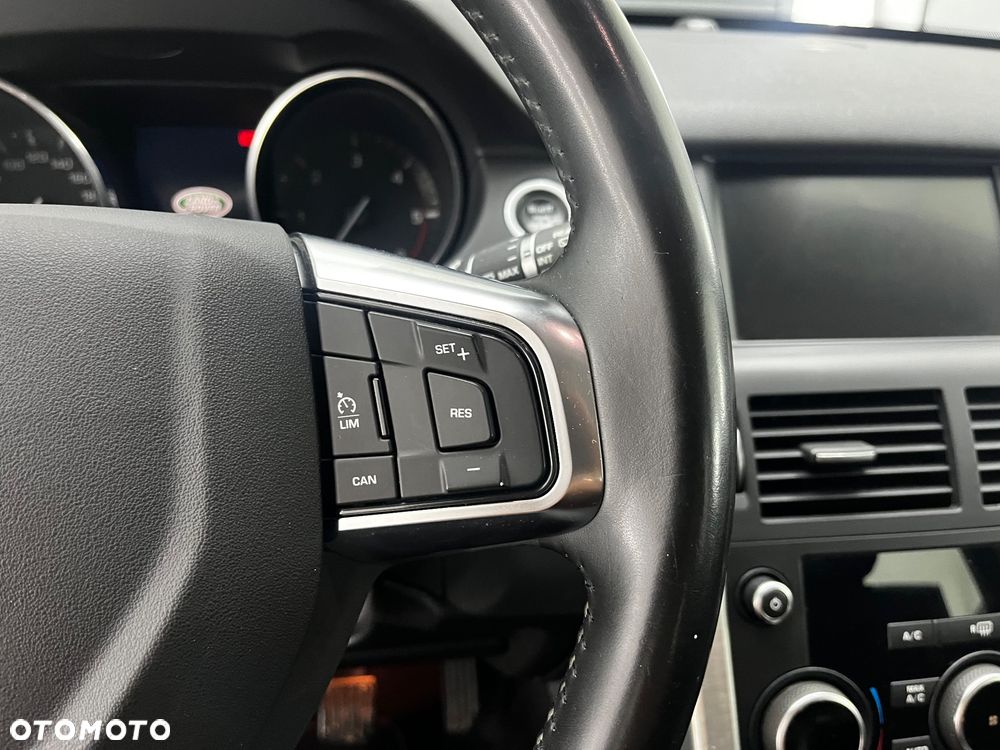 Land Rover Discovery Sport TD4 HSE Luxury - 9