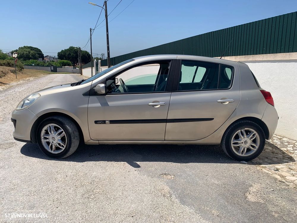 Renault Clio 1.5 dCi Confort - 4