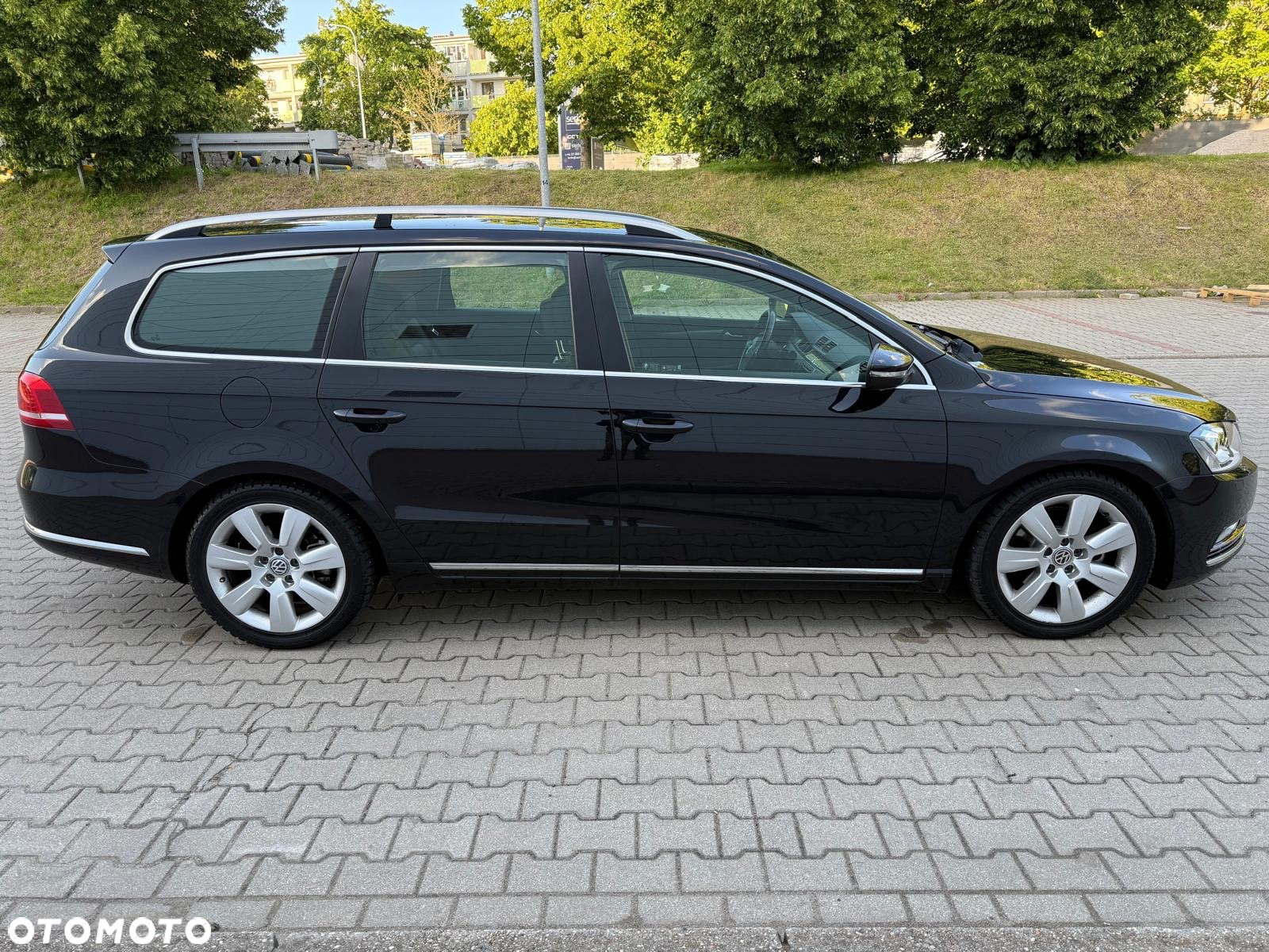 Volkswagen Passat 2.0 TDI DPF Highline - 26