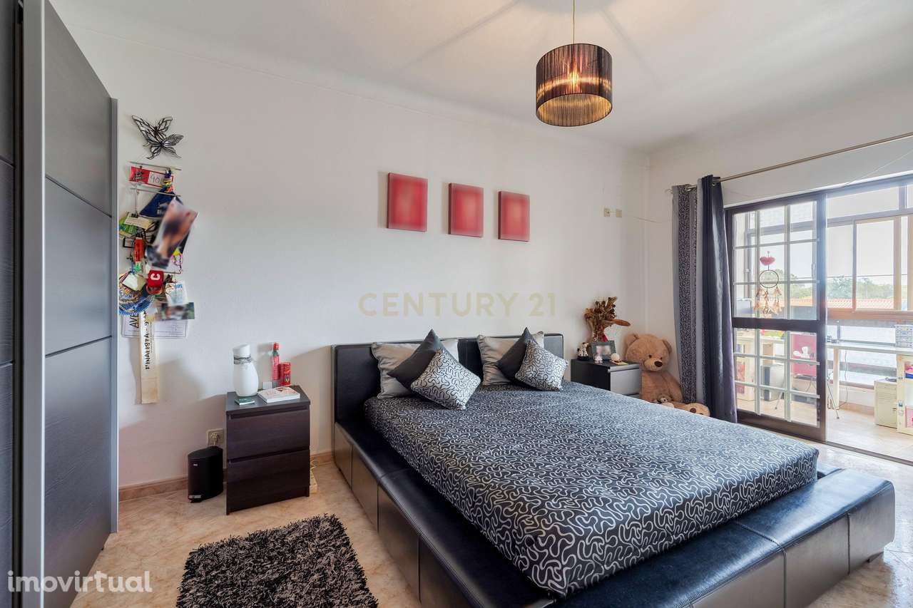 Moradia T6 – Espaço, Conforto e Localização Privilegiada em Setúbal - Grande imagem: 4/29