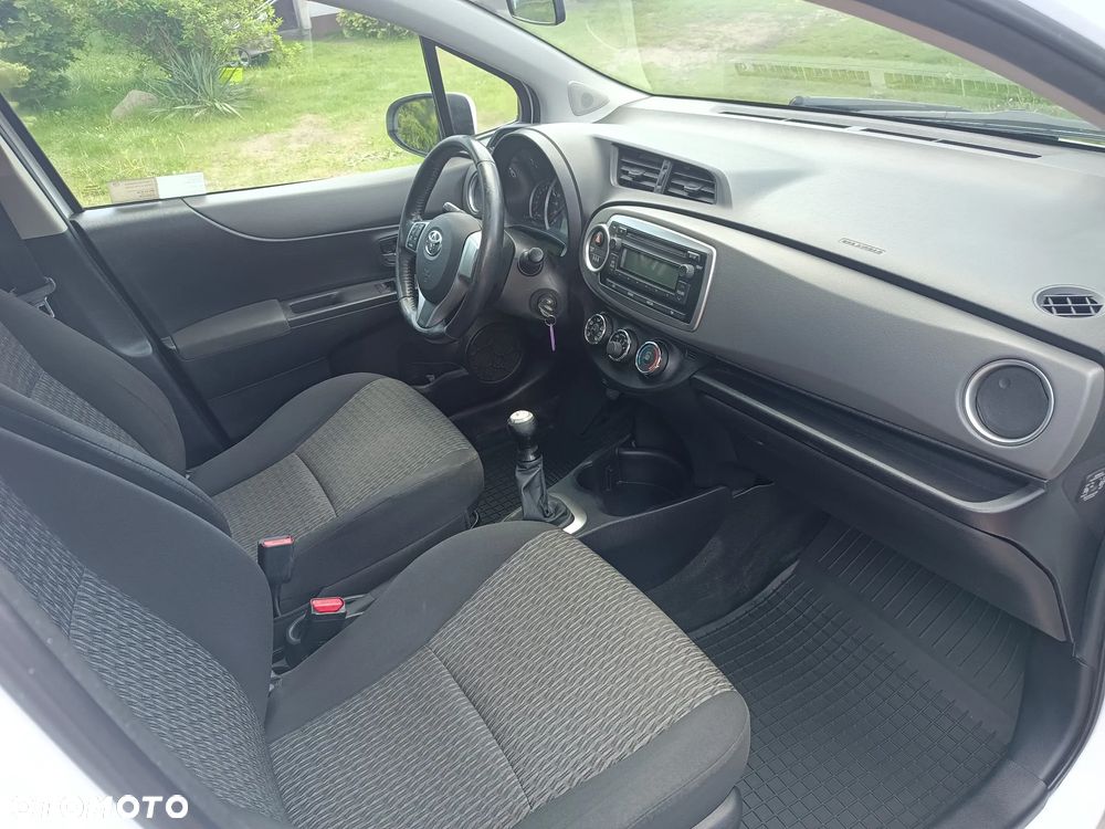 Toyota Yaris 1.0 Active - 29