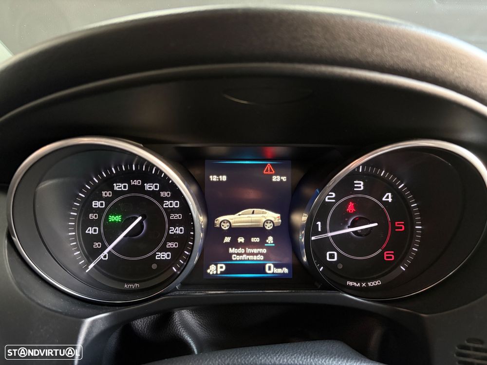 Jaguar XE E-Performance Aut. Prestige - 42