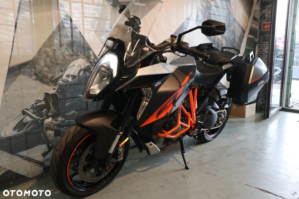 KTM Super Duke - 3
