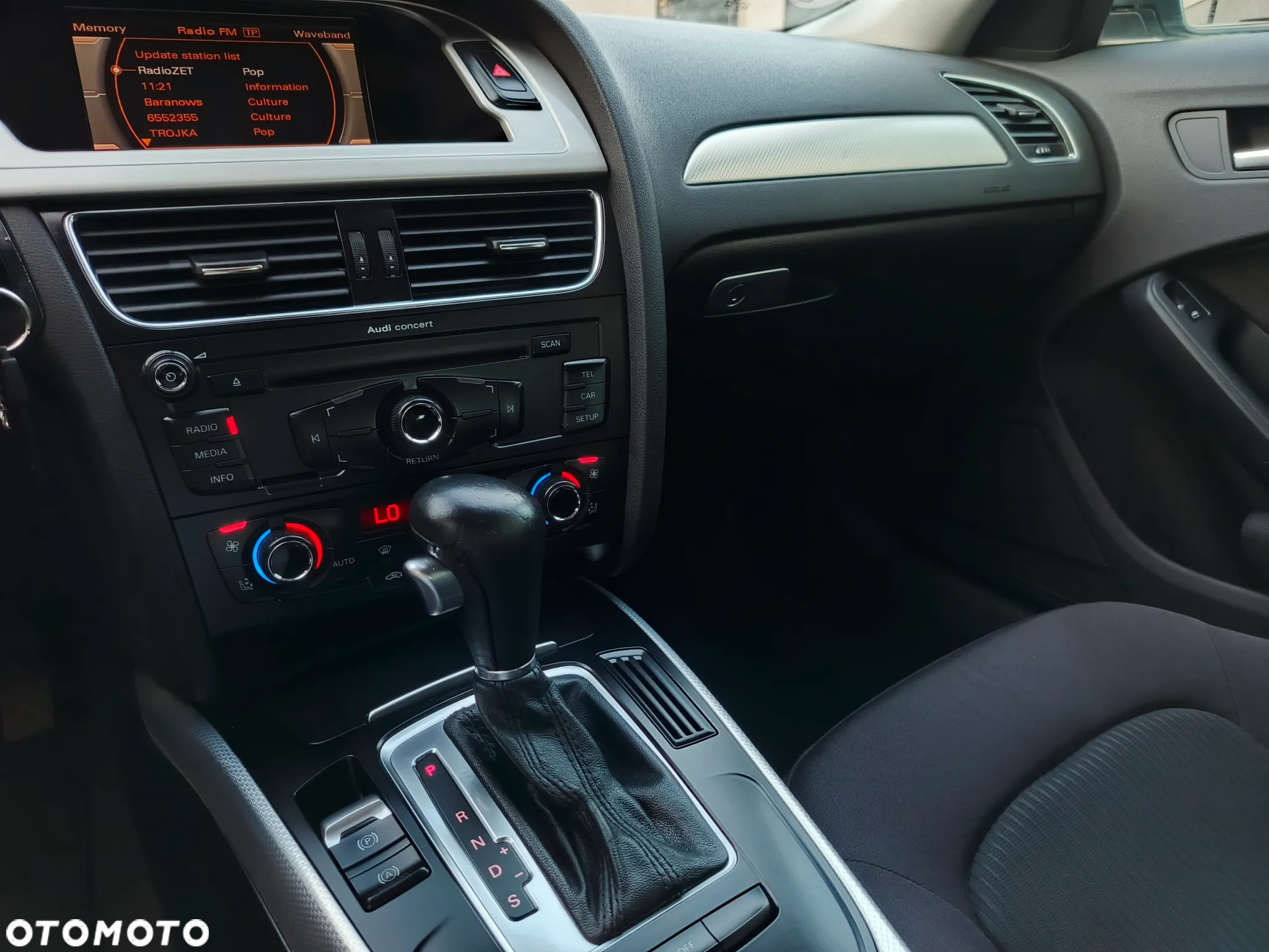 Audi A4 Avant 2.0 TDI Multitronic - 36