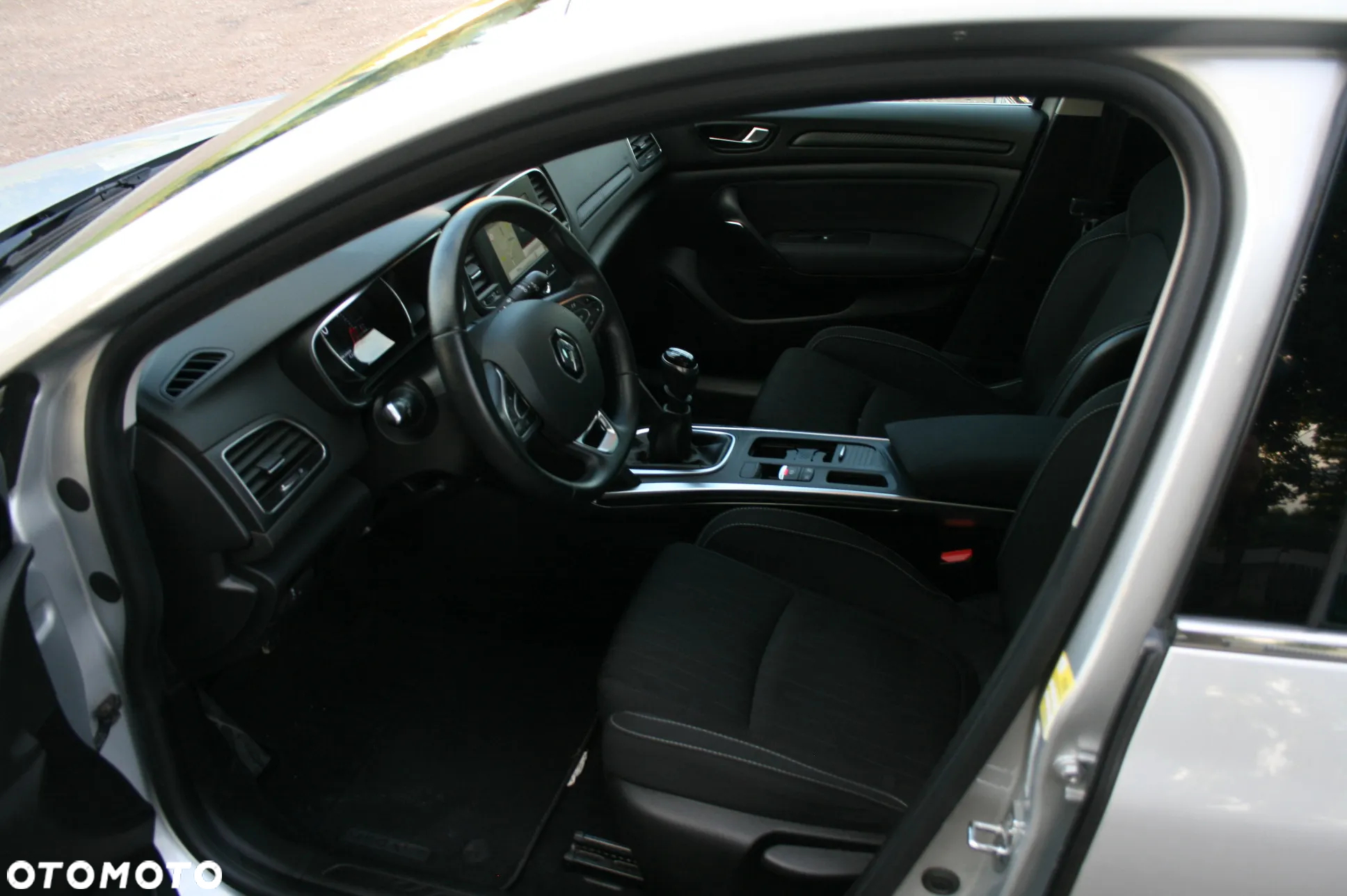 Renault Megane 1.3 TCe FAP Limited - 9