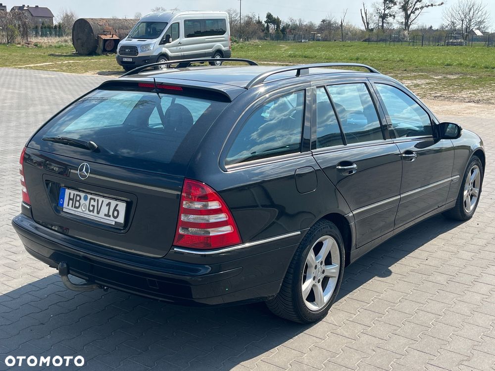 Mercedes-Benz Klasa C 200 Kompressor Automatik Avantgarde - 4