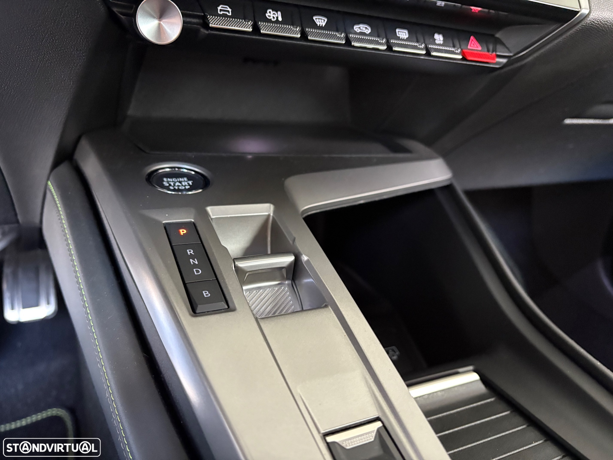 Peugeot 408 1.6 Hybrid GT e-EAT8 - 14