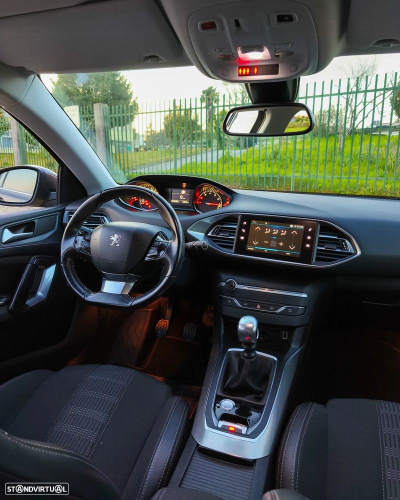 Peugeot 308 PureTech 110 Stop & Start Allure - 16