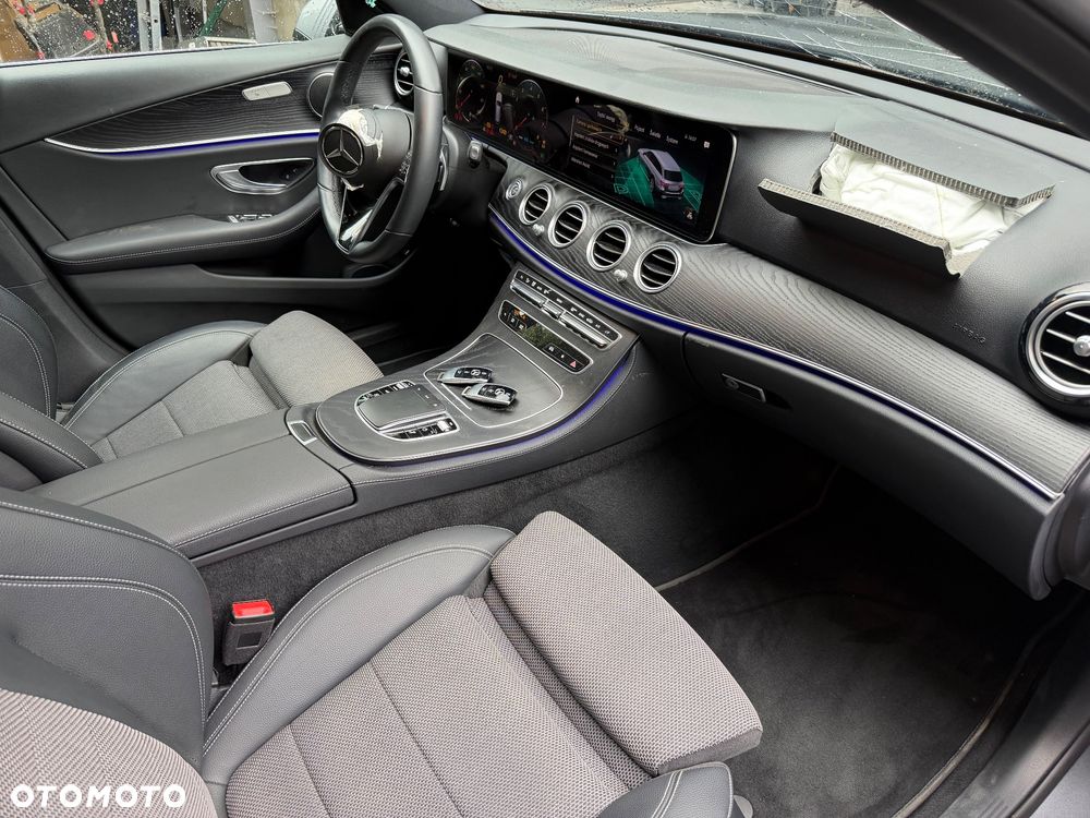 Mercedes-Benz Klasa E 200 4Matic All-Terrain 9G-TRONIC Avantgarde - 13