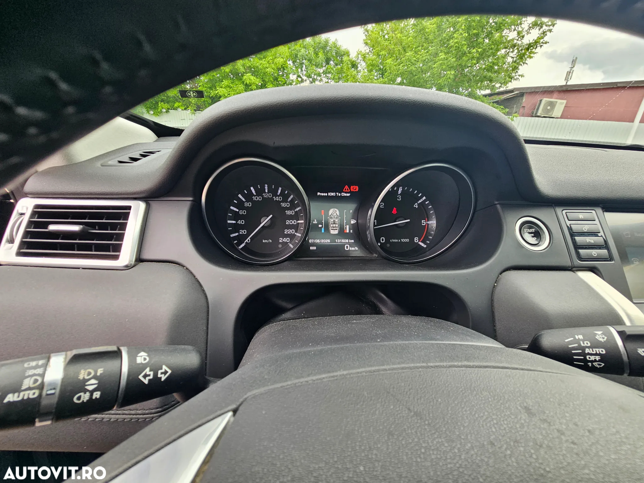 Land Rover Discovery Sport 2.0 l TD4 HSE - 11