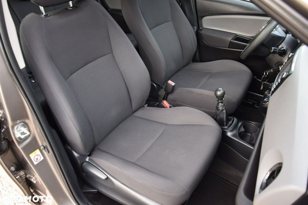 Toyota Yaris 1.5 Active - 37