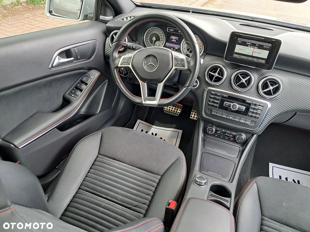 Mercedes-Benz Klasa A 250 4-Matic AMG Line - 17