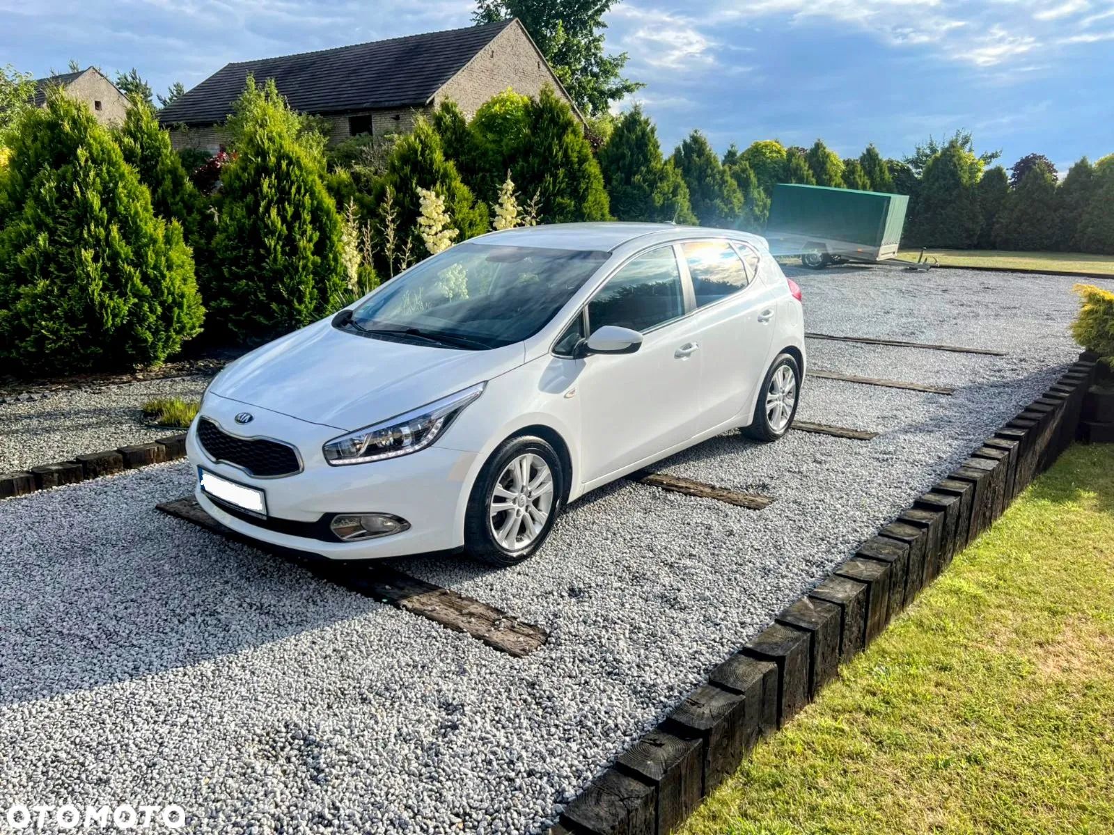Kia Ceed - 1