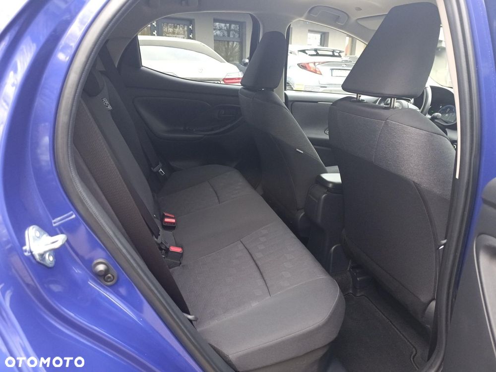Toyota Yaris Hybrid 1.5 Style - 23