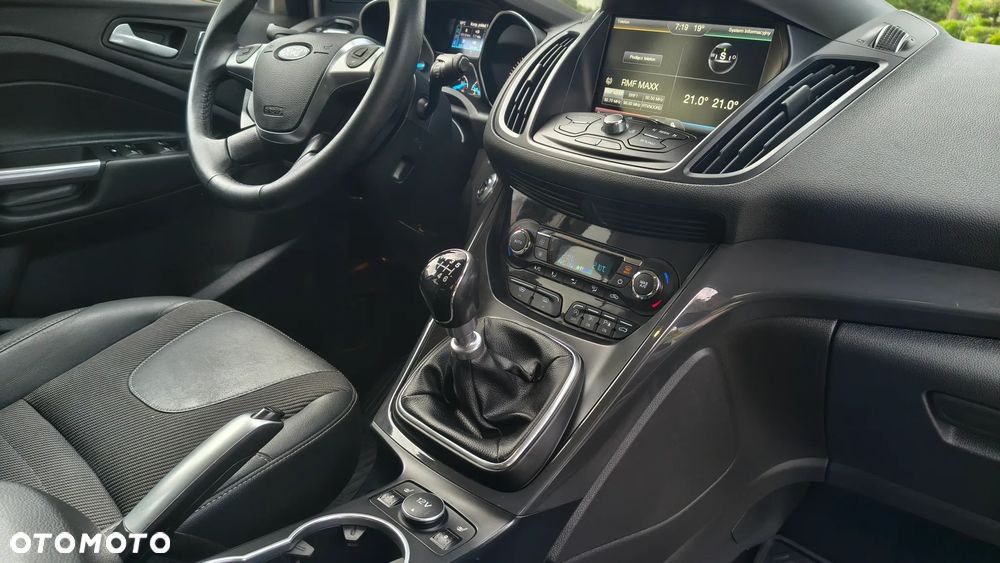 Ford Kuga 2.0 TDCi 4x4 Titanium - 18