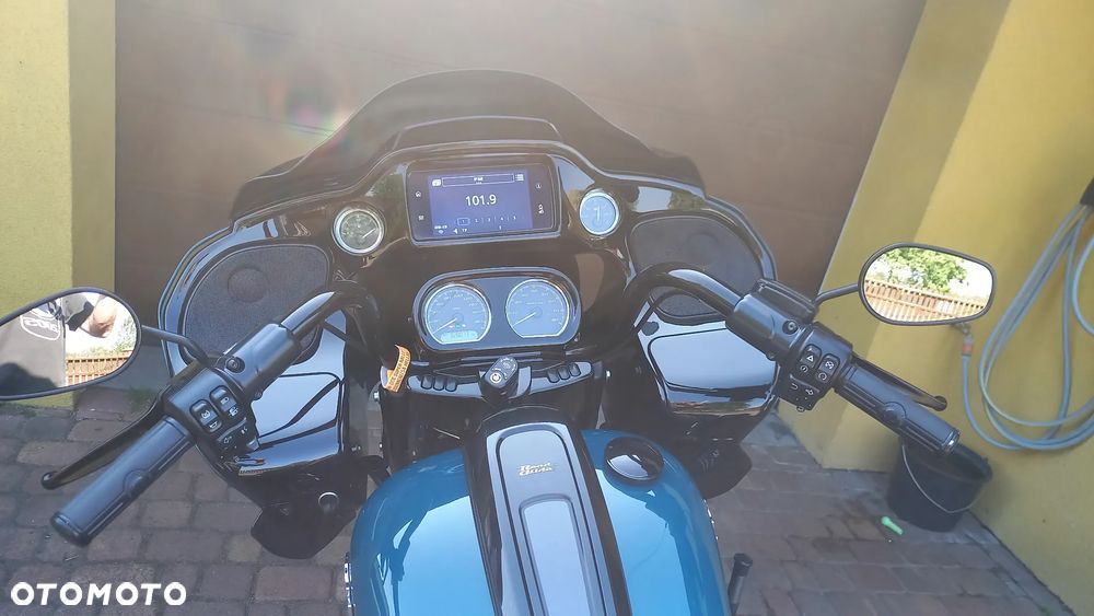 Harley-Davidson Touring Road Glide - 8