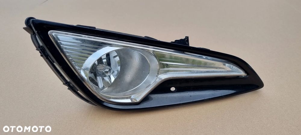HYUNDAI I40 2011-2014 Halogen Prawy kratka oryginał - 1