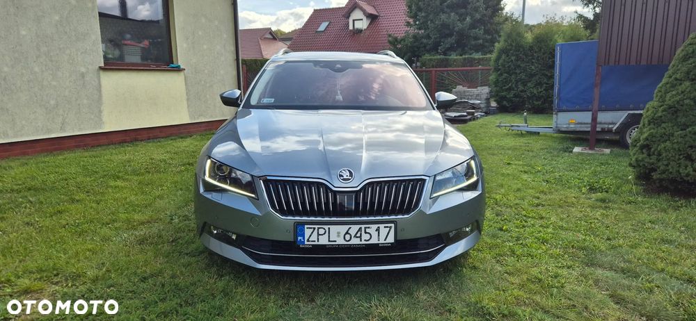 Skoda Superb 2.0 TDI 4x4 Style DSG - 3