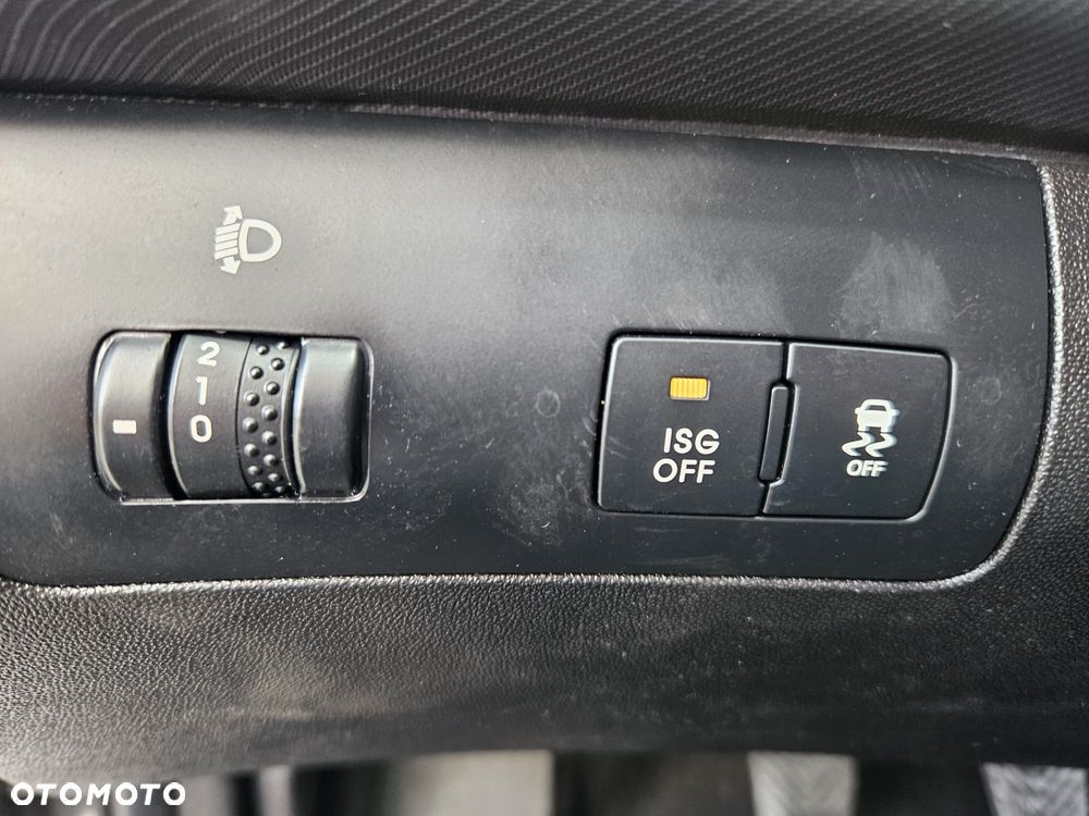 Kia Ceed 1.4 CVVT Spirit - 26