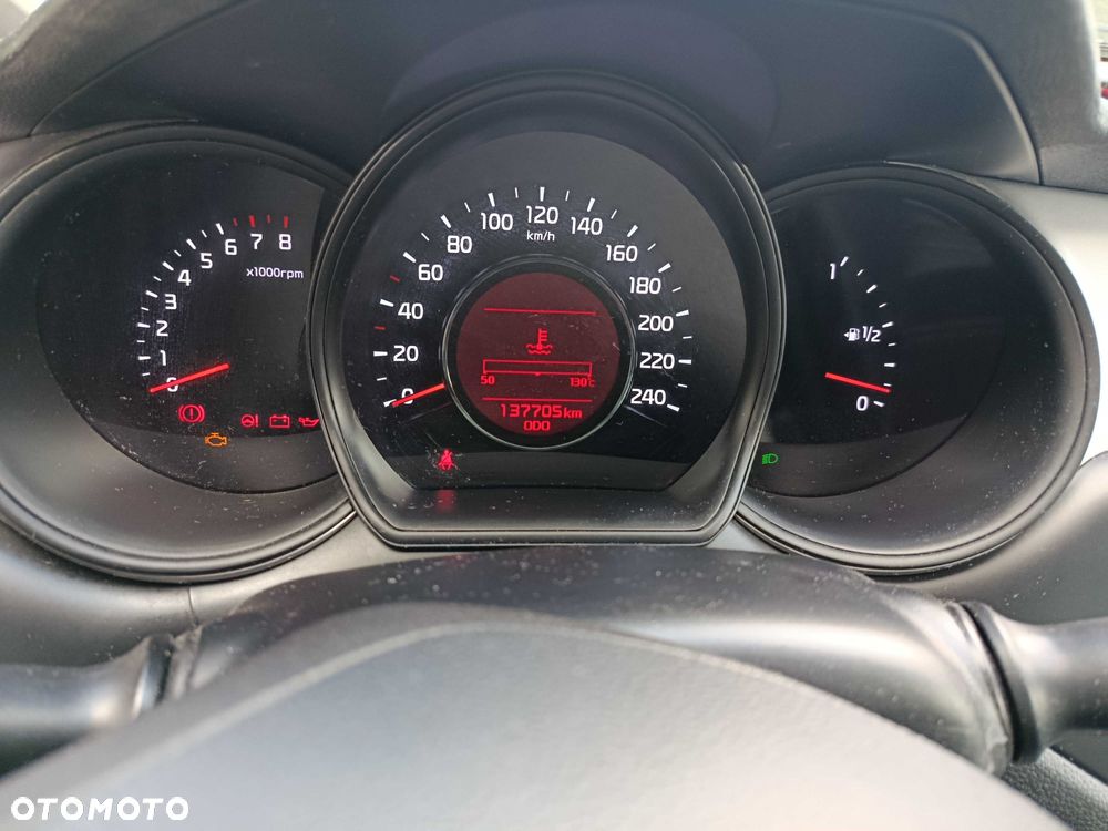 Kia Ceed - 6