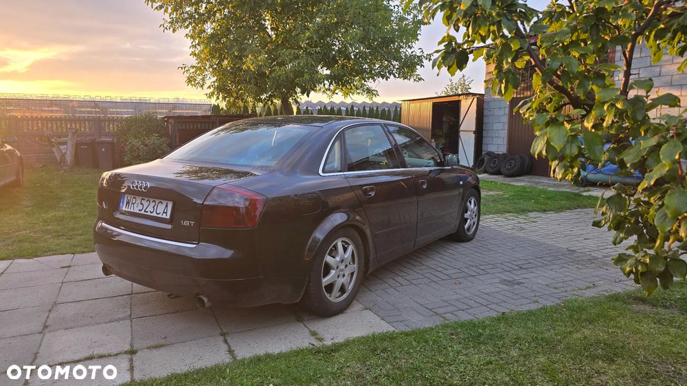 Audi A4 Limousine 2004 photo 5