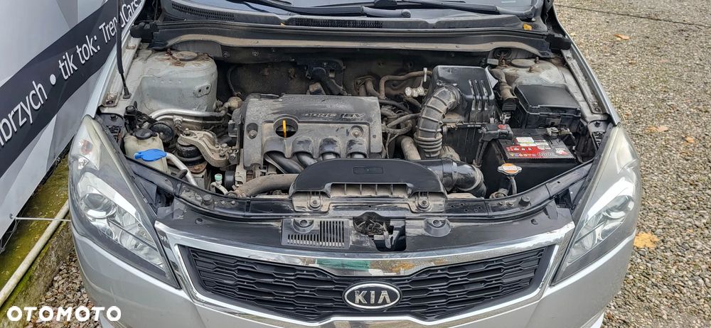 Kia Ceed Cee'd 1.6 Comfort - 24