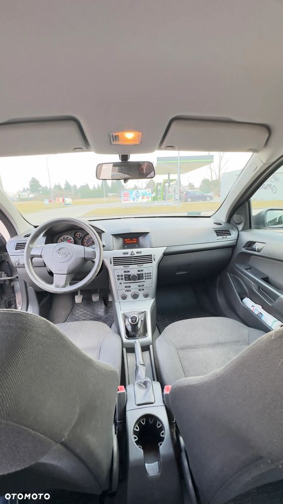Opel Astra - 11