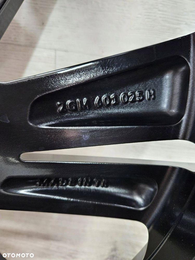 Felga VW T-Cross 7Jx18H2 Et39 5x100 - 9