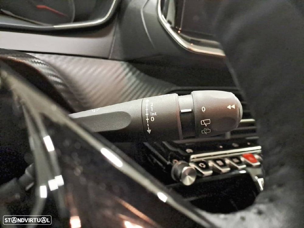 Peugeot 208 1.2 PureTech Style - 15