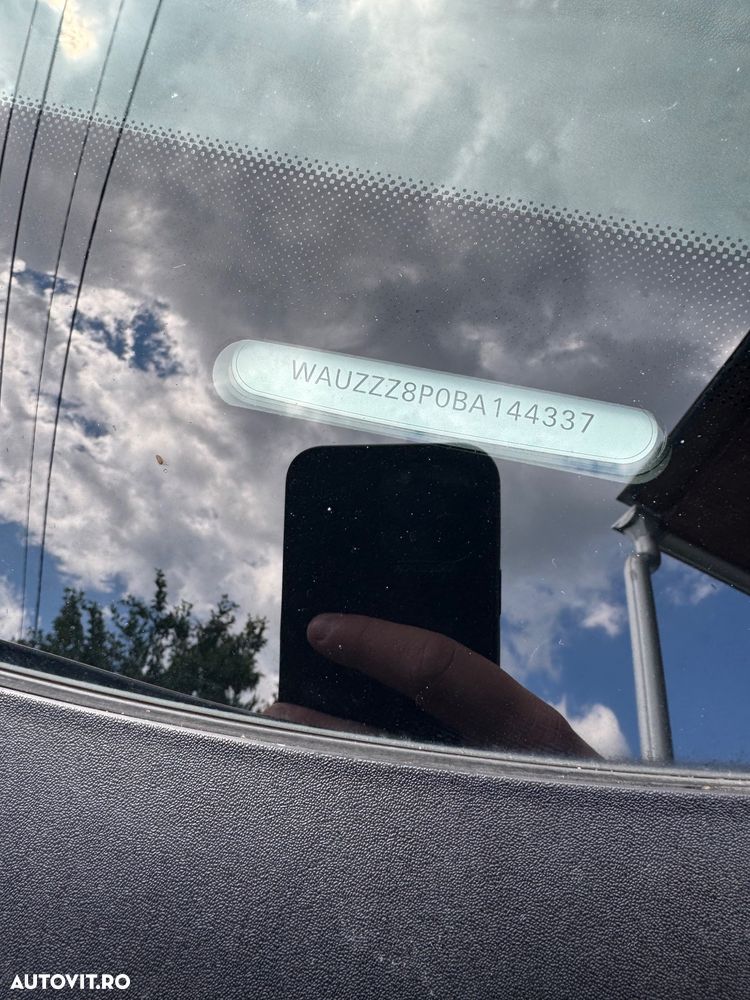 Audi A3 Sportback 2.0 TDI Ambiente - 24