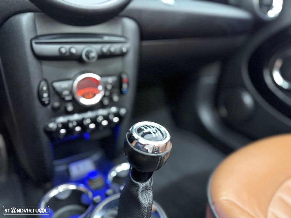 MINI Cabrio Cooper SD - 16