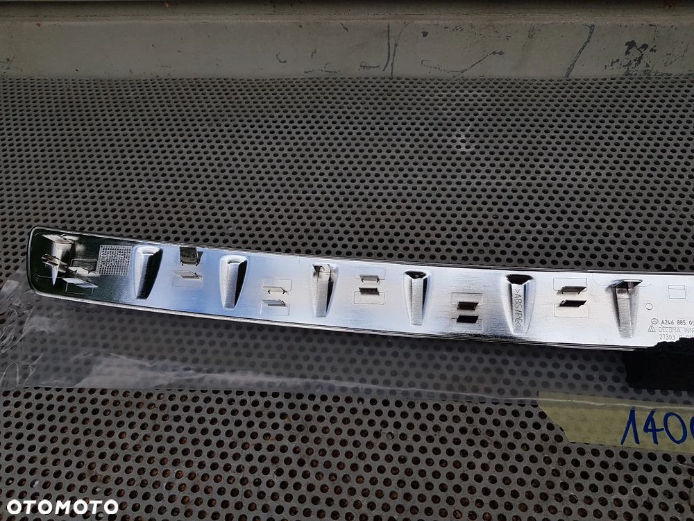 Mercedes W246 B Listwa Zderzaka Nakładka Tył - 6